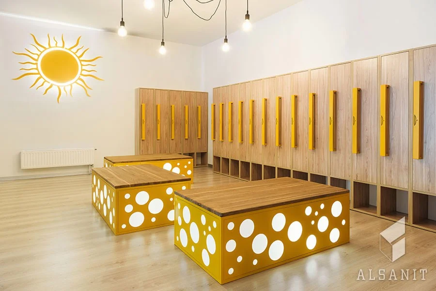 obowiązkowe szafki szkolne